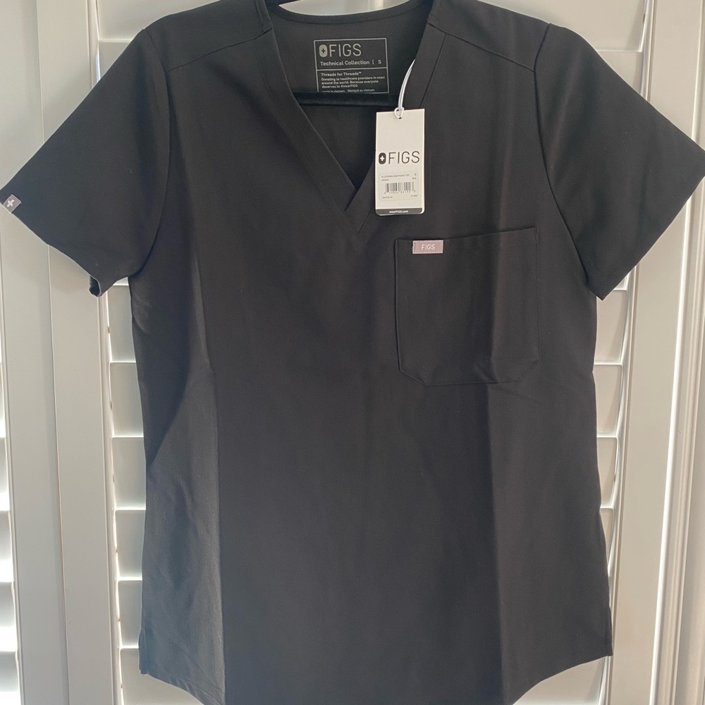 FIGS Catarina one pocket top